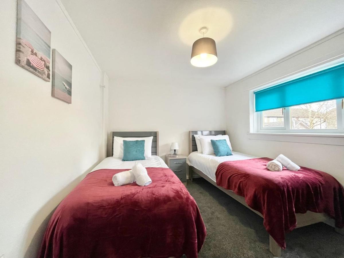 Ferienwohnung Hazel House - Vibrant 2 Bed House In Wishaw Wishaw  Exterior foto